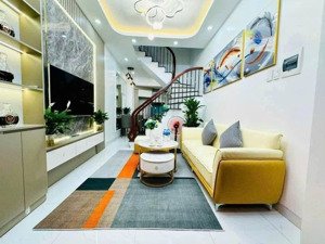 siêu phẩm sát phố chiến thắng, văn quán, nhà 4 tầng siêu đẹp, phân lô, vỉa hè, đường 3 ô tô tránh