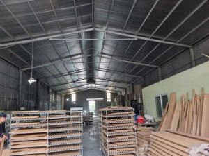 chuyển nhượng nhà xưởng trong cụm công nghiệp tại từ sơn - bắc ninh.dt : 680m lh: 
