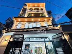 bán nhà 3 tầng hoa sữa, phú nhuận 105m giá 2.99 tỷ hđ thuê 28tr/th shr ôtô vào nhà