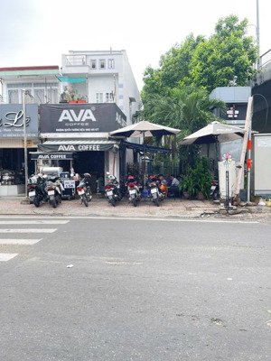 cần sang nhượng quán cà phê thương hiệu nhượng quyền ava vị trí đắc địa q8 doanh thu ổn định