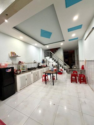 4,2 x 15m - trệt 2 lầu, 4pn - hẻm 3m thống nhất, p16 gò vấp