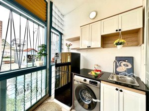 cho thuê phòng ban công, tách bếp, máy giặt - đỗ tấn phong ,quận phú nhuận gần q2,q1,q3, bình thạnh