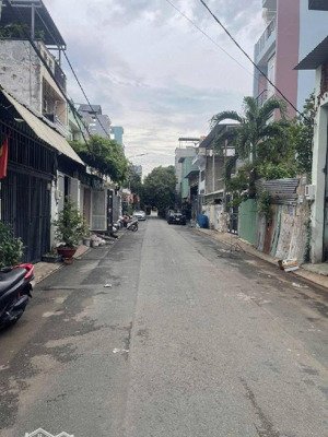 chủ cần bán dãy nhà trọ 5 phòng bình tân hẻm 8m 80m 2 tầng chỉ 4.x tỷ