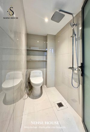 căn hộ dịch vụ mới xây - kế bên aeon tân phú trang bị full nội thất