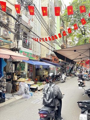 bán nhà nguyễn ngọc vũ, dt66m, mt4,4m, 7 tầng, thang máy, ô tô tránh, kinh doanh