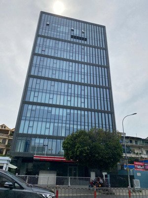 chuyển nhượng dự án cao quận 12- dt:5500m2- hầm 12 tầng- 27.000m2 sàn-giá giảm sâu 260 tỷ về 199 tỷ