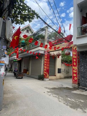 trung tâm phường chương mỹ - diện tích rộng - thích hợp xây ở hoặc thuê dòng tiền