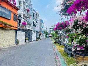 chính chủ cần bán đất đường 279 liên phường, phú hữu.