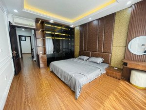 nhỉnh 13tỷ* bán nhà xuân la tây hồ- 6tầng x56m2* thang máy*15m ô tô tránh* gần hồ tây*full nội thất