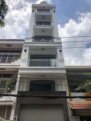 hot và hiếm mặt tiền phạm phú thứ 5x25m hầm 5 lầu giá 27 tỷ còn tl