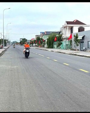 đất nền ngay khu du lịch biển hồ tràm giá rẻ bất ngờ cho khách đầu tư , 144m2 , giá 1 tỷ 5 shr .