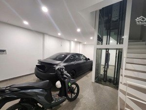 trung tâm tây hồ - ngay hồ tây - kinh doanh - gara ô tô - nhà dân xây - thang máy - 51m x 6 tầng