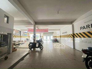 chdv hoàng diệu 2 - 231m2 mặt tiền 10.5m - khoán 70tr/ tháng