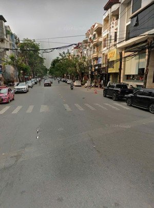 bán nhà mặt đường phố văn cao - hải an - dt 70m - mt 5,2m giá bán 15 tỷ . lh 