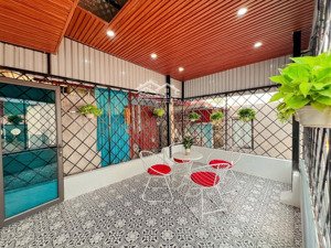 bán nhà mới đẹp lô góc 4 tầng ,5pn ,ở hòa bình 7 minh khai giá 9,4 tỷ