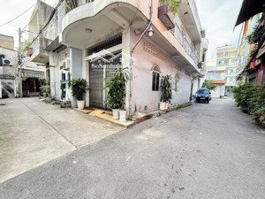 bán nhà tân bình sát mặt tiền hẻm ô tô 67m2 lô góc chỉ 9 tỷ hơn còn tl