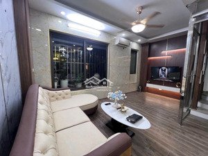 13tỷ25 40m2 chính chủ gửi bán nhà mới đẹp nhân hoà, thanh xuân- 6 tầng - ôtô đỗ cửa- kdoanh tấp nập