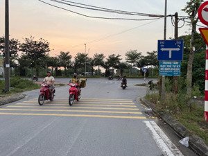 đẳng cấp nhà phân lô 7 tầng kinh doanh, văn phòng, ở đều đẹp nhà mới long lanh!
giá đầu tư