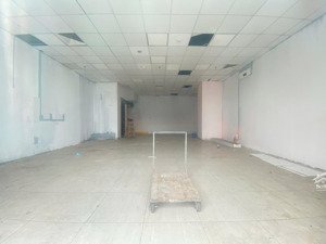 siêu mặt bằng văn phòng 1.100m vị trí vàng mạc thái tổ, cầu giấy giá chỉ 220k/m/tháng