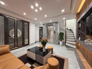 chính chủ cần bán nhà mới định công 35m2 6 tầng thang máy ô tô đỗ cửa, giá 10 tỷ