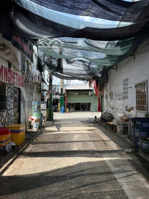 siêu phẩm dòng tiền 58,3m2, 7 phòng trọ tại nguyễn đức thiệu, dĩ an, bình dương,hẻm oto, 3,1 tỷ