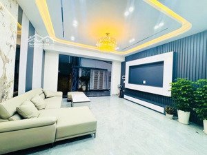 bán nhà thạch bàn 45m, mặt tiền 5m , nội thất tiền tỷ, cách 1 nhà ra đường quy hoạch 13m