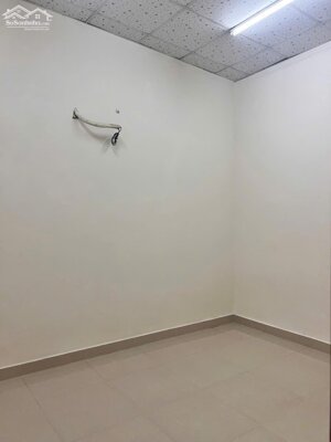 Nhà cấp 4 hxh đường 6 long bình DT 60m, giá tốt, vị trí đẹp