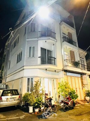 biết thự 4 tầng - dt 51m2 - giá 8 tỷ nhỉnh - tân kỳ tân quý - tân phú - đường 12m