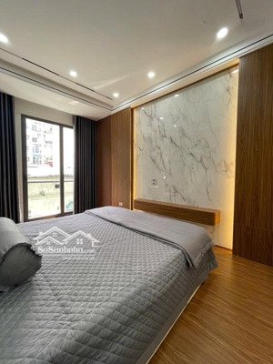 chủ cần bán nhanh nhà nguyễn sơn long biên ô tô tránh gara thang máy full nội thất chỉ 14.5 tỷ