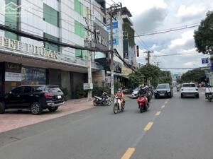 Bán CHDV hẻm 12m Lê Đức Thọ 6 tầng có hầm ngang 7m 126m2 30PN TN 170tr ngay chợ 40 tỷ.