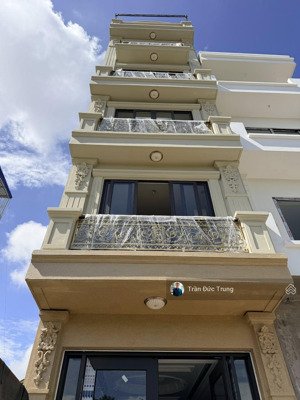 7,xxx tỷ sở hữu căn nhà 6 tầng gần lê hồng phong - văn cao