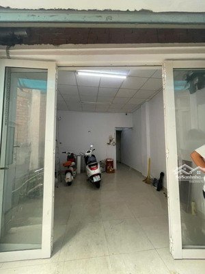 dòng tiền quá đỉnh 20tr giá 4,5 tỷ đường hậu giang, p12, q6, ngay him lam chợ lớn