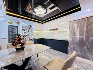 giá rẻ nhất khu vực - nhà thạch bàn, long biên, ngõ rộng, 30m ra đường ô tô 50m x 5 tầng 7.x tỷ