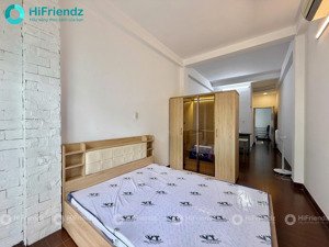 căn hộ tách bếp / full nội thất ngay vị trí trung tâm, diện tích rộng rãi thuận tiện di chuyển