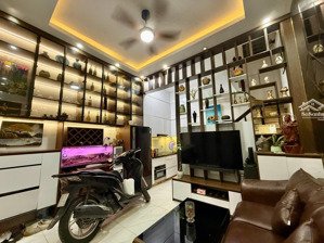 bán nhà khương trung - 50m ra oto - mặt tiền rộng - đầy đủ công năng