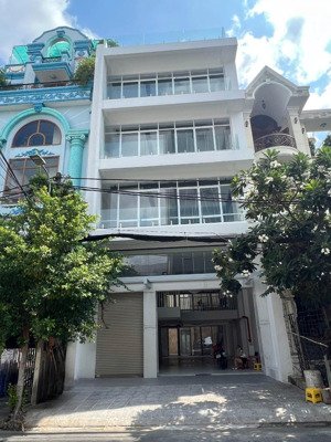 cho thuê toà nhà mặt tiền khu *k300. 500m2 * 59tr * 5 tầng