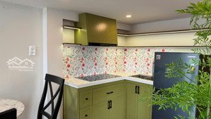 6.8t _nhà 4 lầu _ mặt tiền _ngang 8 _ sát chợ vải tân phú