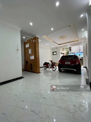 bán nhà ngọc lâm, ngõ nông thông, ôtô 7 chỗ vào nhà, 75m 5 tầng, mt 4.5m, chào 16.1tỷ. lh0843125777