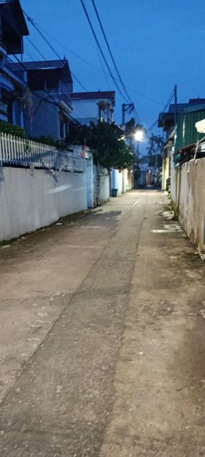 sen hồ thuận an gia lâm. ô tô 7 chỗ đỗ cửa. mặt tiền 6 m dt 128 mv 4.8 tỷ