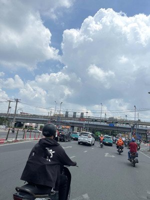 cực hiếm! đất mặt tiền kinh doanh sầm uất trương văn thành 122m² chỉ 13.7 tỷ ~ vincom lê văn việt