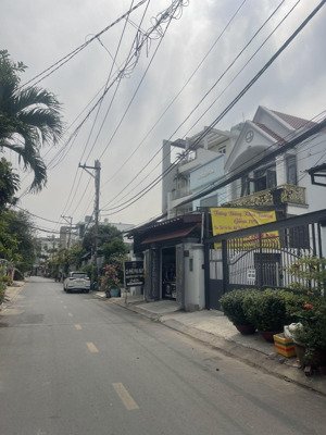 nhà bán mặt tiền đường số 9 hiệp bình phước dt: 105m2