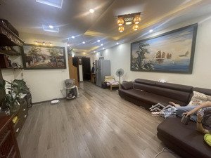 bán nhanh ccvp6 . chính chủ, ai có nhu cầu thâth sự gặp mình để làm việc