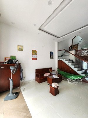 nhà đẹp full nội thất bình chiểu thủ đức 3 tầng, 55m², hẻm xe tải gần chợ nông sản chỉ 5.25 tỷ