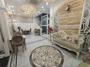 mặt phố nguyễn văn cừ hồng tiến tòa khách sạn 9 tầng dòng tiền khủng