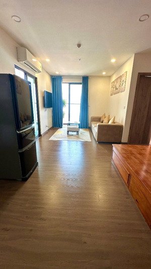 cần bán căn 2 ngủ skyoasis 68m giá 4.8 tỷ bao thuế phí lh 