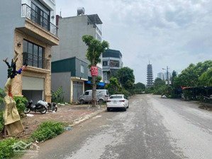 cho thuê văn phòng mới thông sàn, khu vực tây nam linh đàm vị trí trung tâm. giá cực rẻ