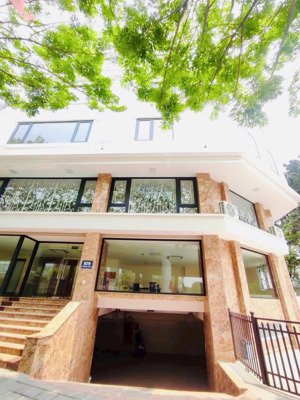 toà ccmn siêu vip sát mặt phố trường chinh lô góc 2 mặt tiền,8 tầng,36 căn hộ dòng tiền 2.5 tỷ/năm