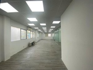 cho thuê văn phòng tại võ văn tần, quận 3, tp.hcm 39 triệu, 110m2 hàng hot