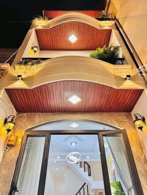 chị hằng chuyển nhà về quê bình thuận cần bán gấp trong 15 ngày