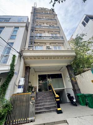 BÁN TÒA NHÀ CHDV SIÊU KHỦNG – KHU SÂN BAY TÂN SƠN NHẤT – DT 7x28m NỞ HẬU 15.7m – GÍA 49TY